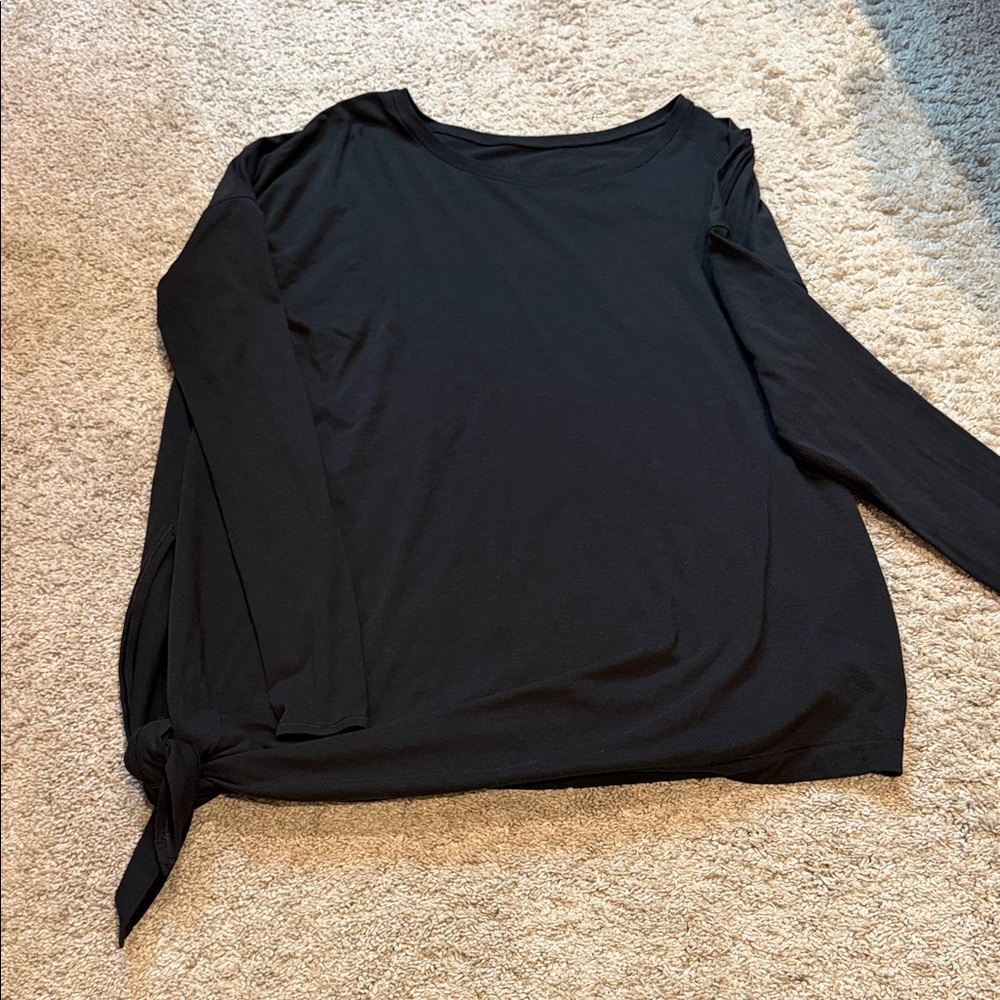 lululemon athletica Long Sleeve Black Tee